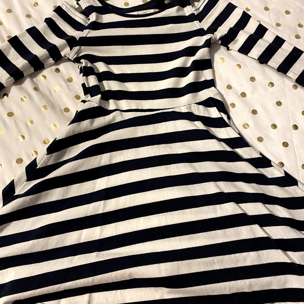 Navy and white dress.. size 5/6